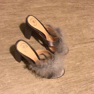 Gray Feather Satin Cross Vamp Heeled Mules